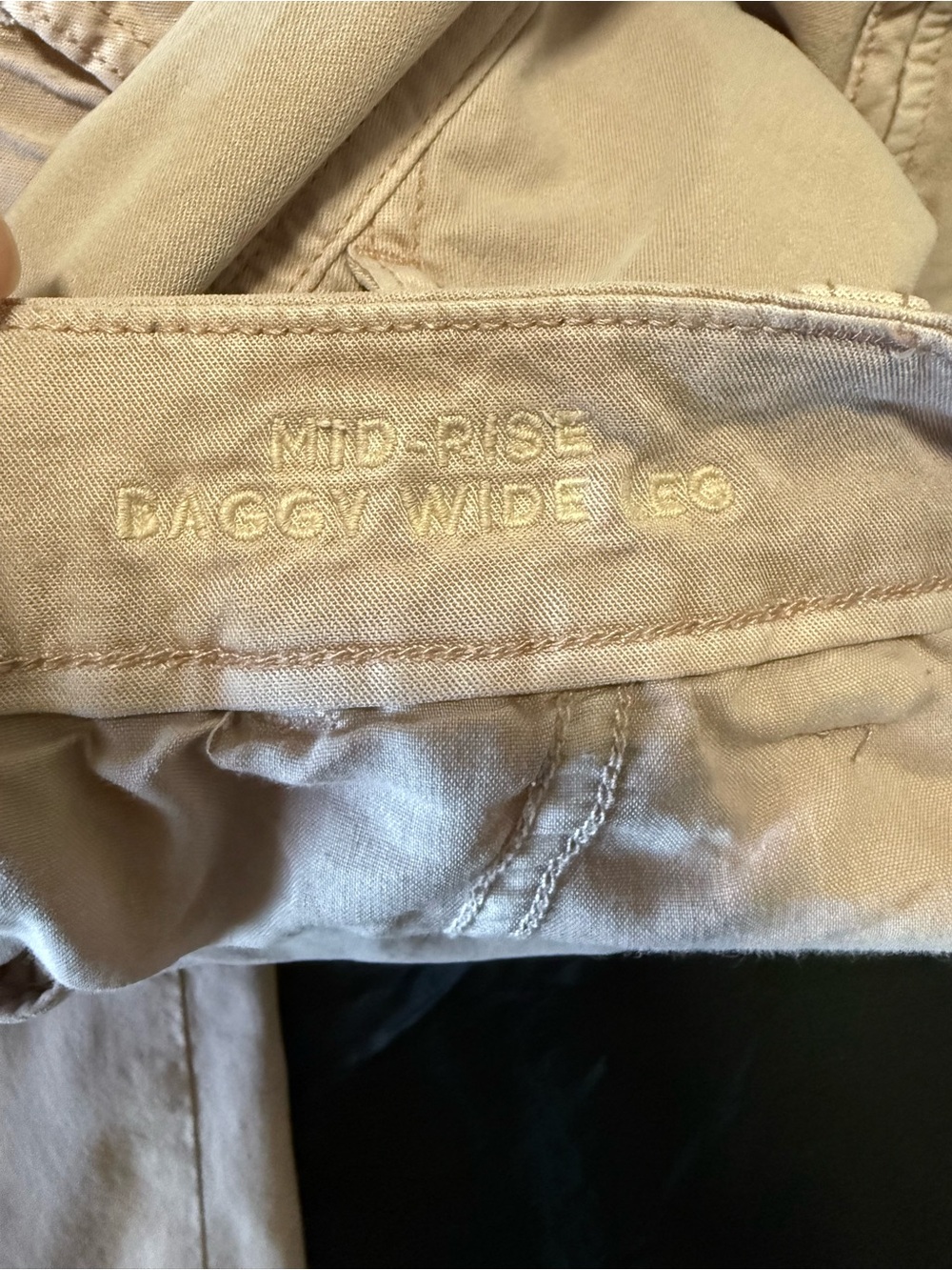 American Eagle Outfitters Mid-Rise Baggy Wide Leg Cargo Pants Light Pink Size 8 - Picture 11 of 12